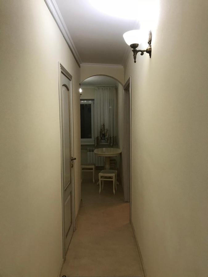 Sunny Apartment Overlooking The Royal Village เคียฟ ภายนอก รูปภาพ